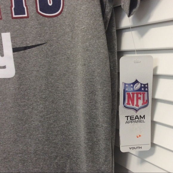 Boys T-shirt Large 12/14 Gray New York Giants NFL - Picture 3 of 11